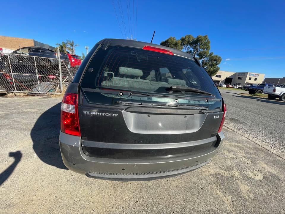 2007 WRECKING FORD TERRITORY photo 4