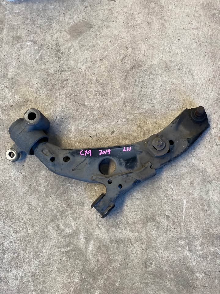 LEFT FRONT LOWER CONTROL ARM