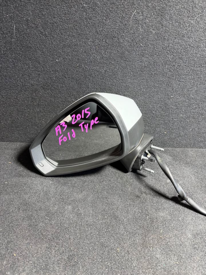 LEFT DOOR MIRROR
