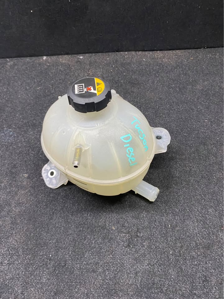 OVERFLOW BOTTLE