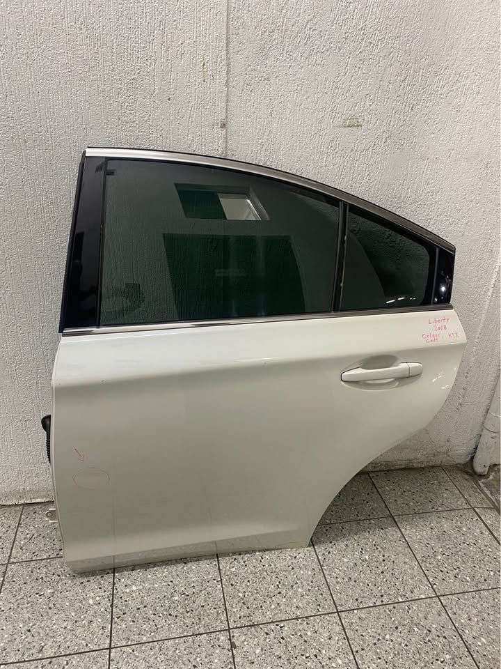LEFT REAR DOOR