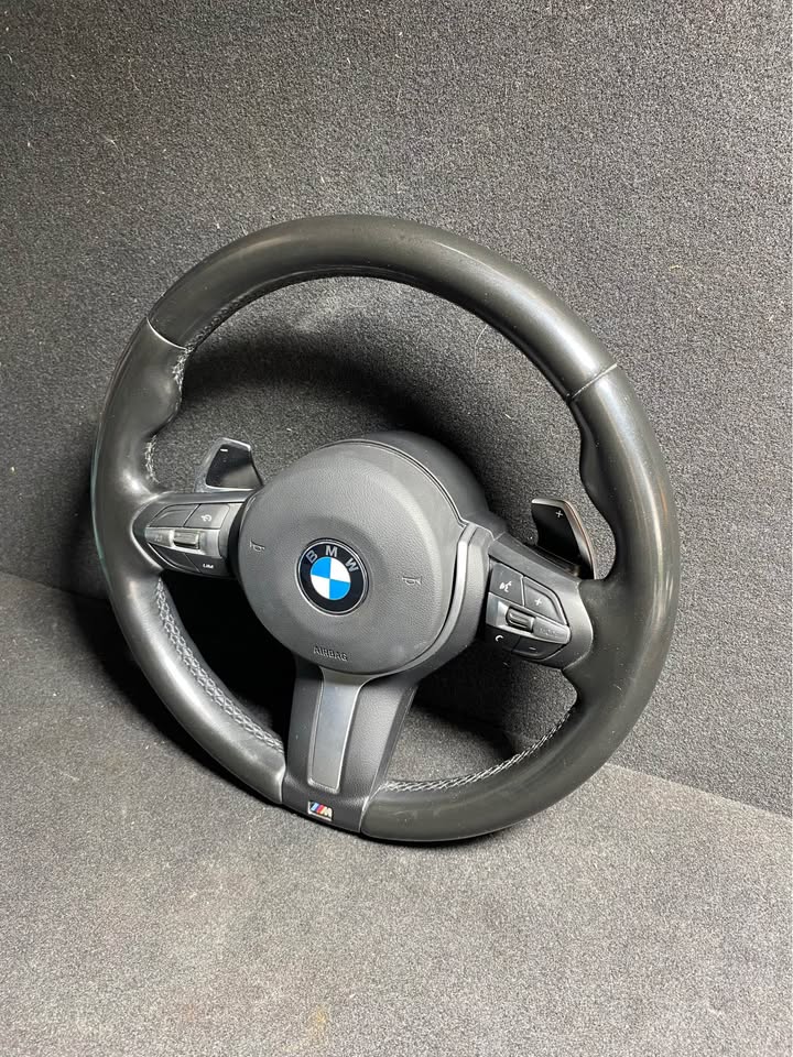 STEERING WHEEL photo 2