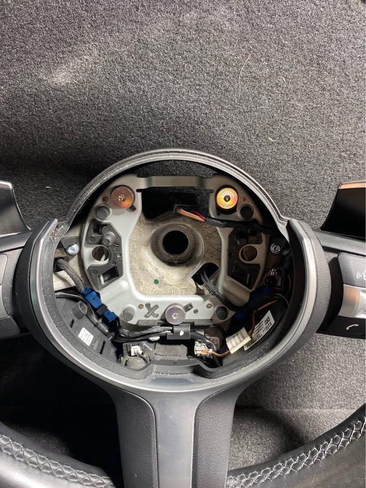 STEERING WHEEL photo 7