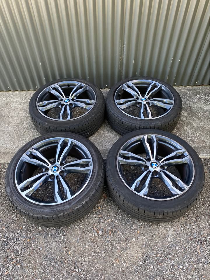 WHEELS