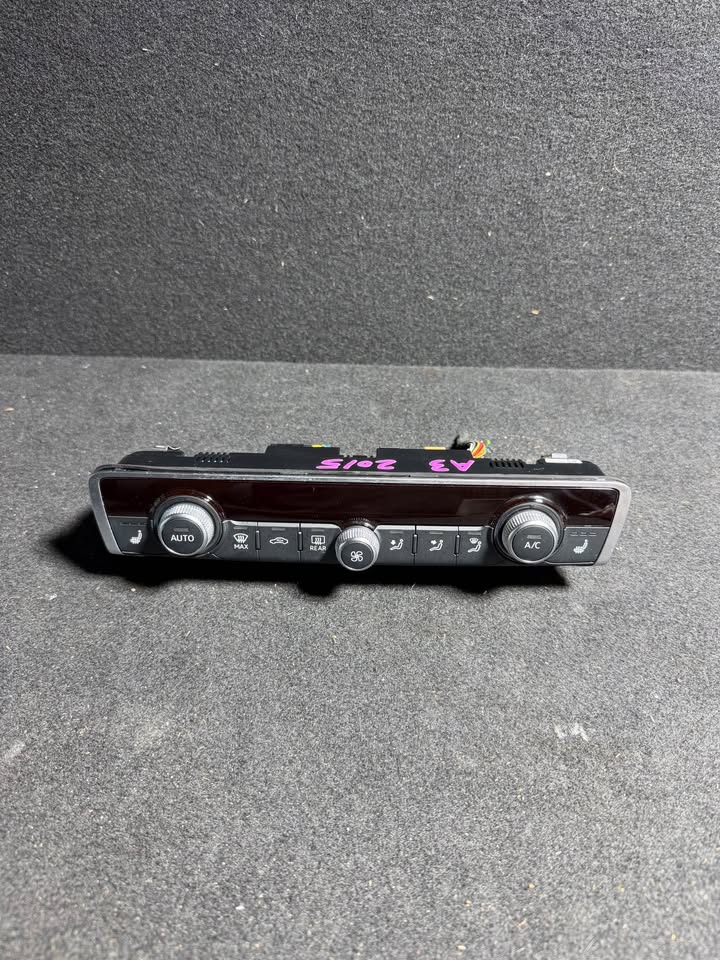 HEATER / AC CONTROLS