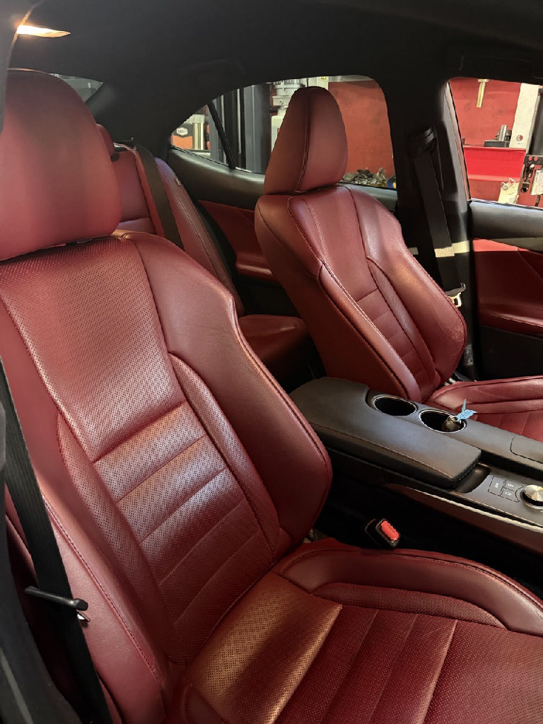 XE30 2016 Lexus IS200T photo 5