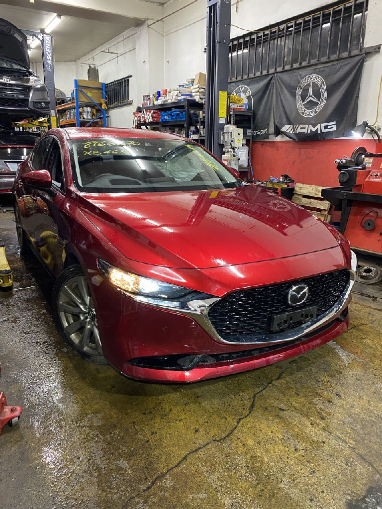 BP SP25 2021 Mazda 3