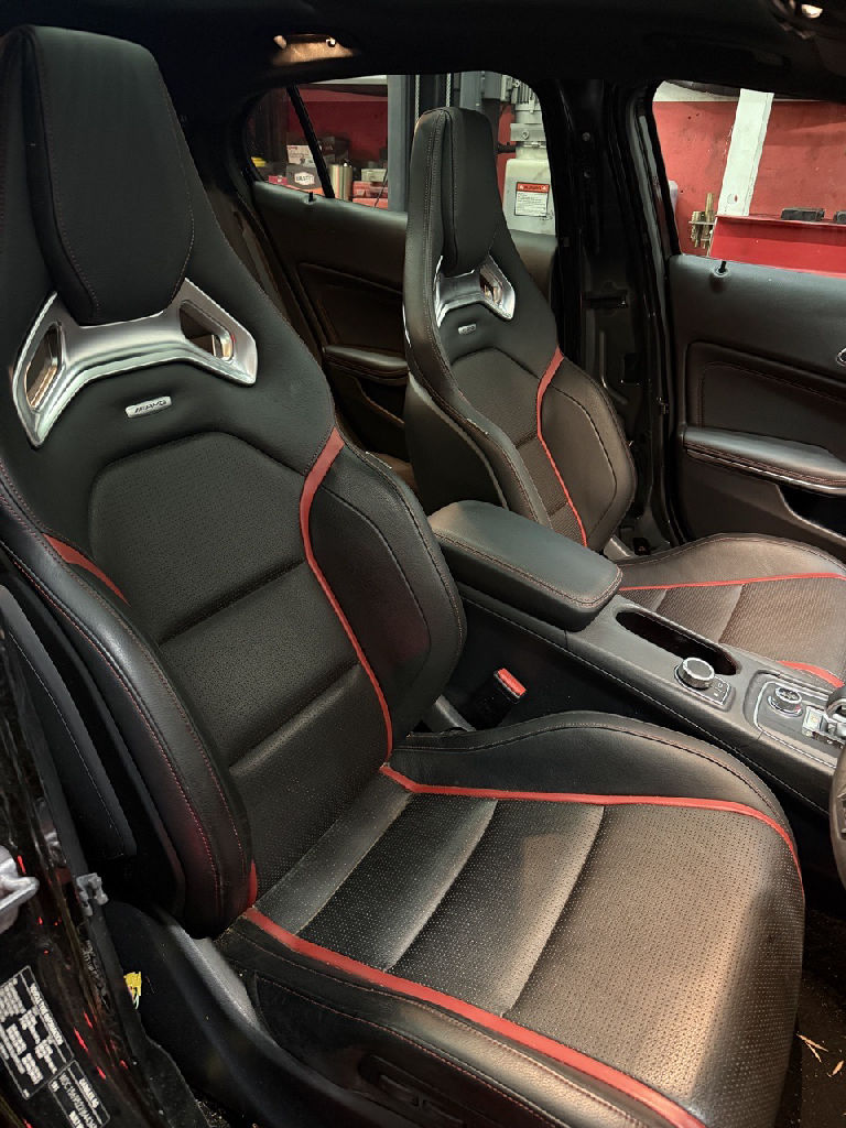 X156 2019 MERCEDES GLA45 AMG photo 7