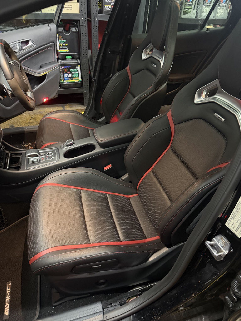 X156 2019 MERCEDES GLA45 AMG photo 8