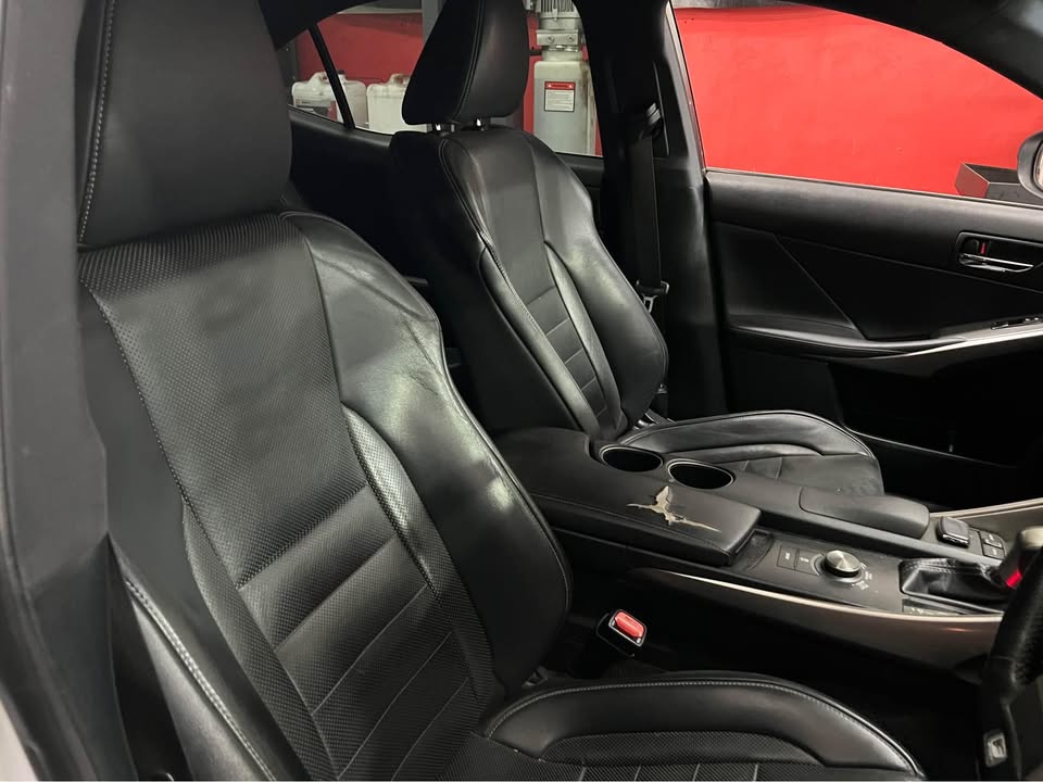 F SPORT 2015 LEXUS IS250 photo 9