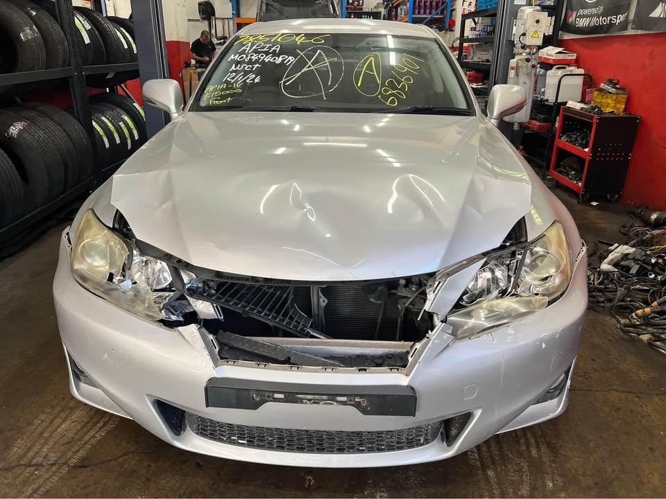 PRESTIGE 2011 LEXUS IS250 photo 6