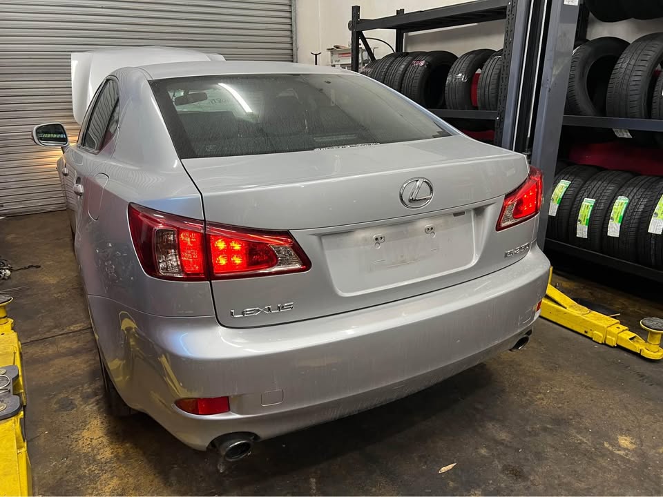 PRESTIGE 2011 LEXUS IS250