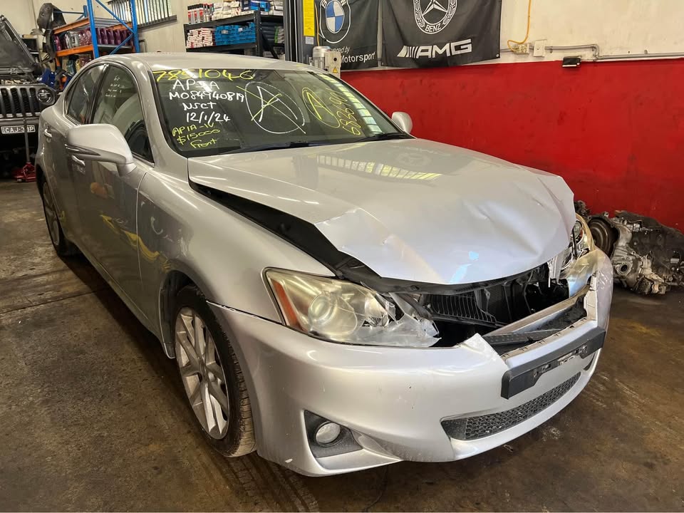PRESTIGE 2011 LEXUS IS250 photo 3