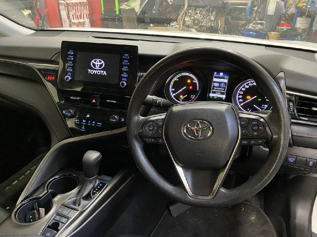 HYBRID 2022 Toyota Camry photo 9