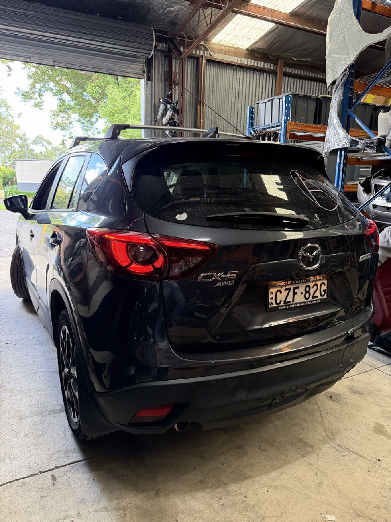 KE 2015 Mazda Cx5 photo 4