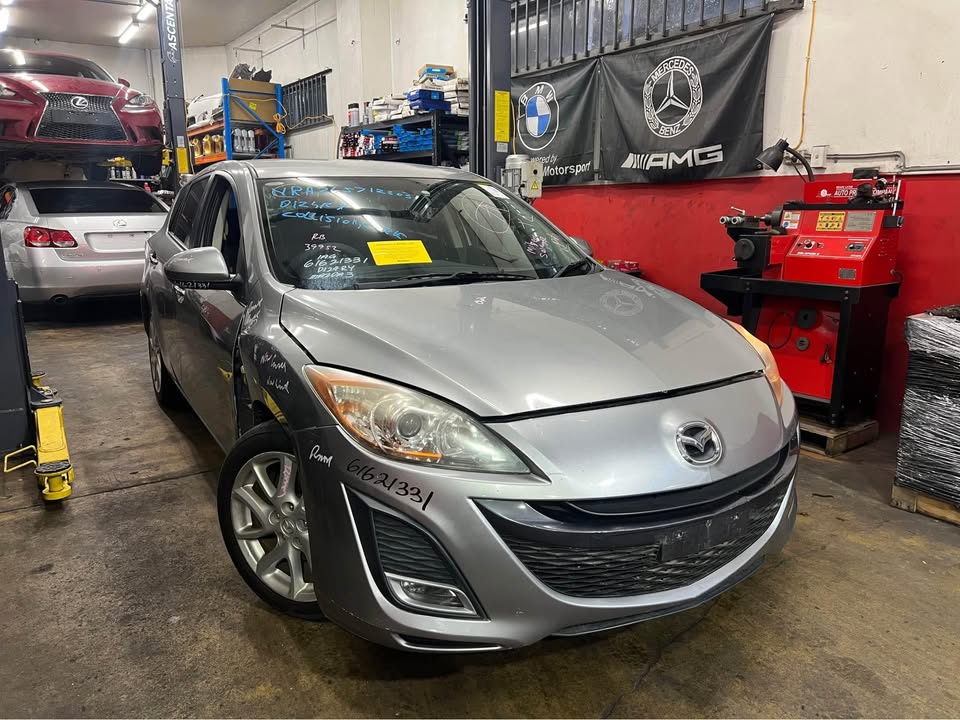 BL 2011 MAZDA 3