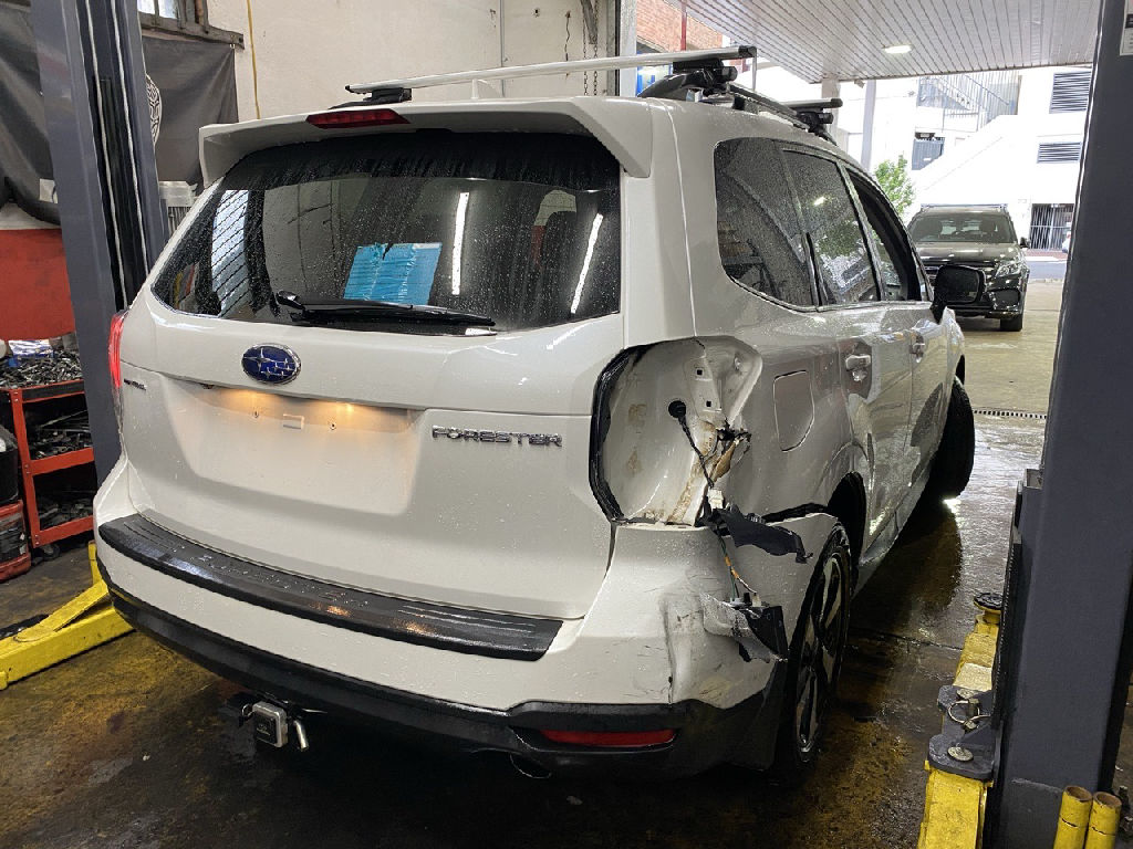 SJ 2016 Subaru Forester photo 6