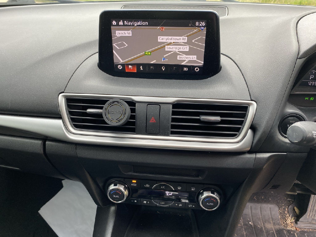 BN 2017 Mazda 3 photo 8
