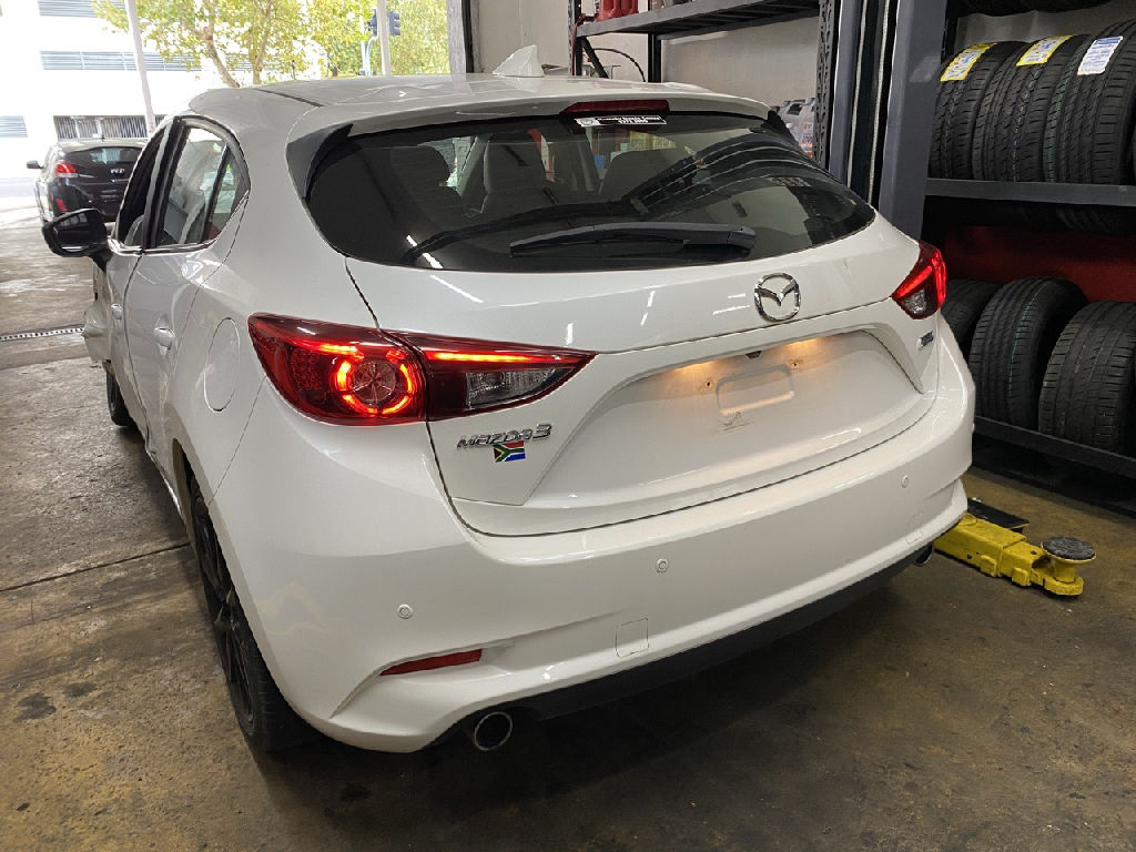 BN SP25 2018 Mazda 3 photo 6
