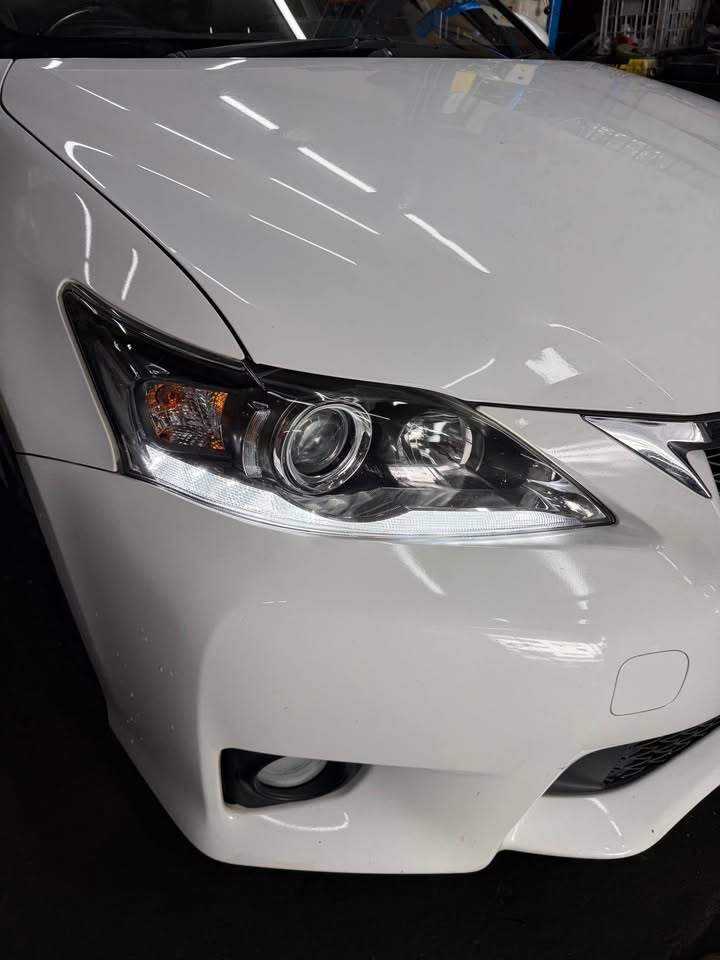 F SPORT 2013 LEXUS CT200H photo 3