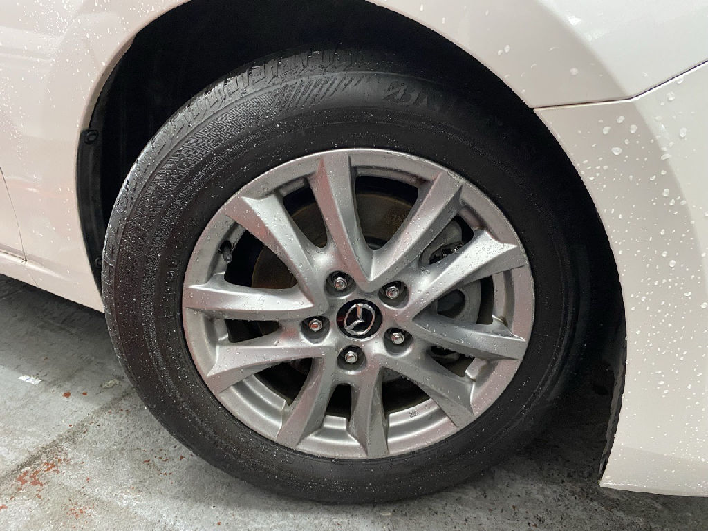 BN 2018 Mazda 3 photo 4