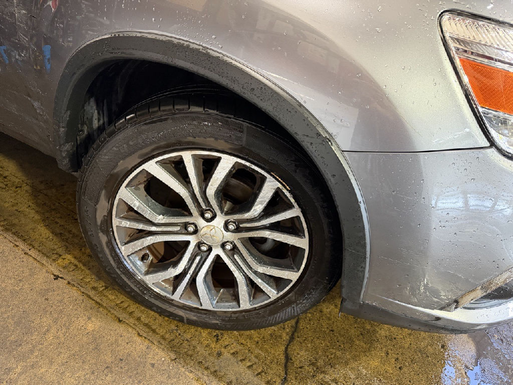 2017 Mitsubishi Asx photo 4