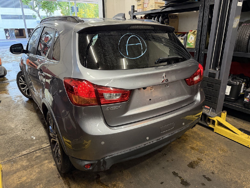 2017 Mitsubishi Asx photo 5