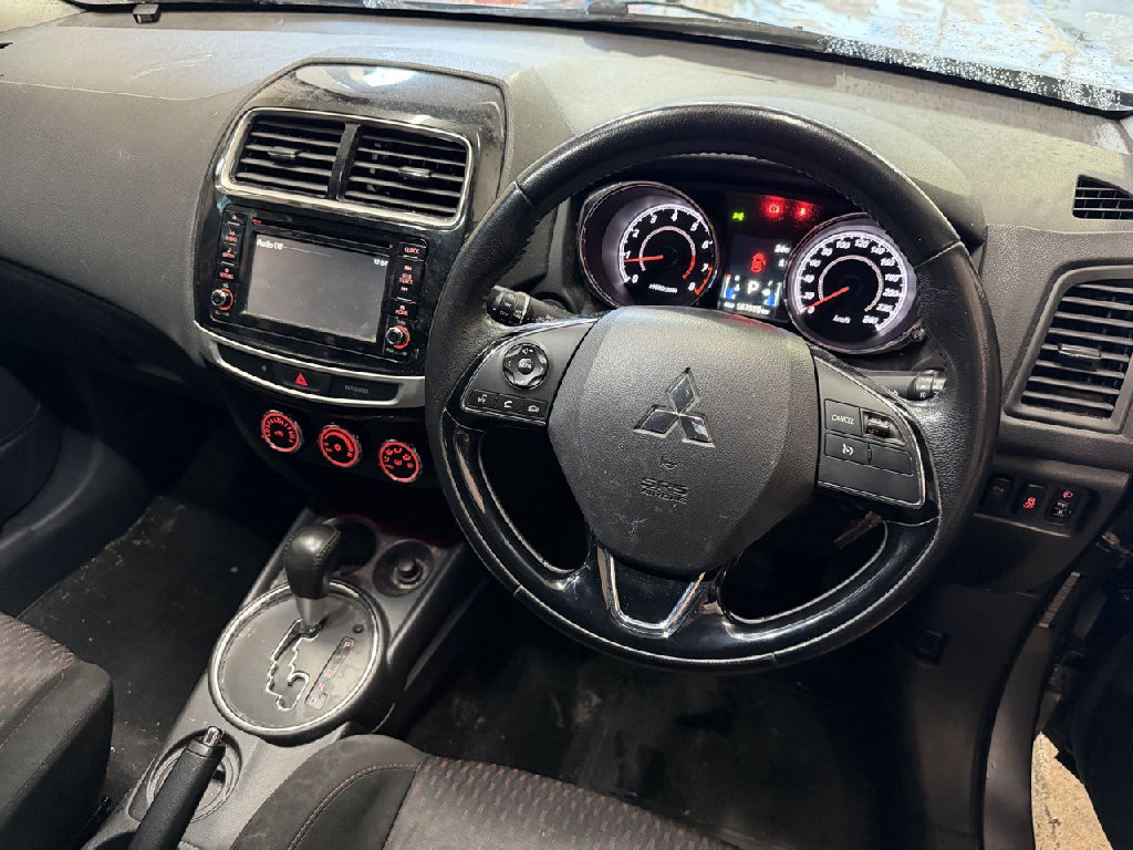 2017 Mitsubishi Asx photo 7