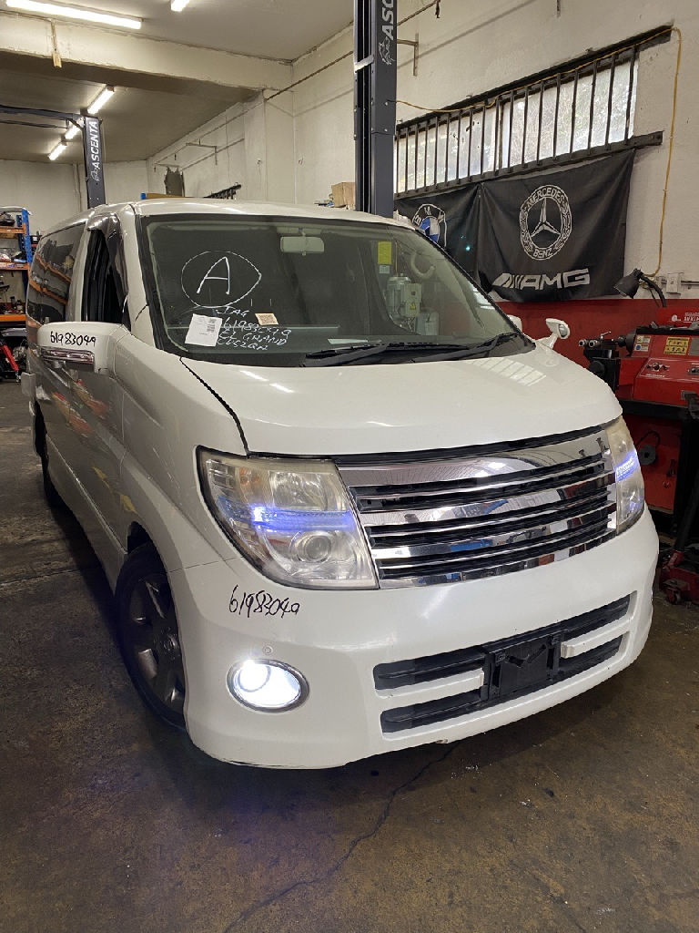 E51 2010 Nissan Elgrand