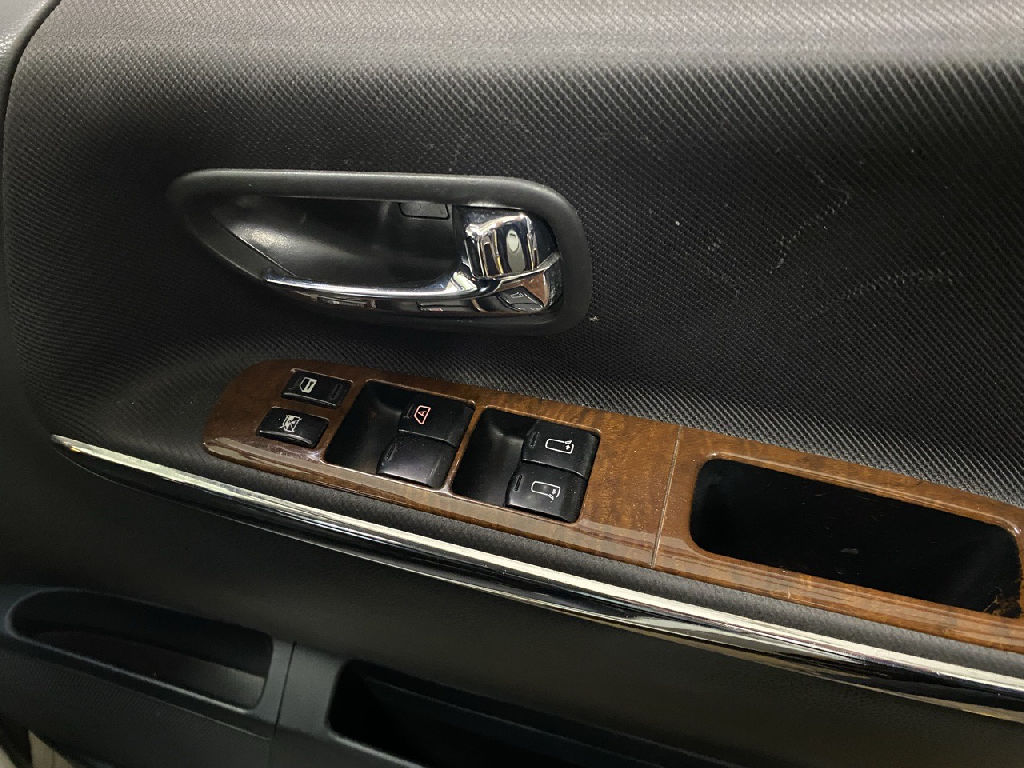 E51 2010 Nissan Elgrand photo 8