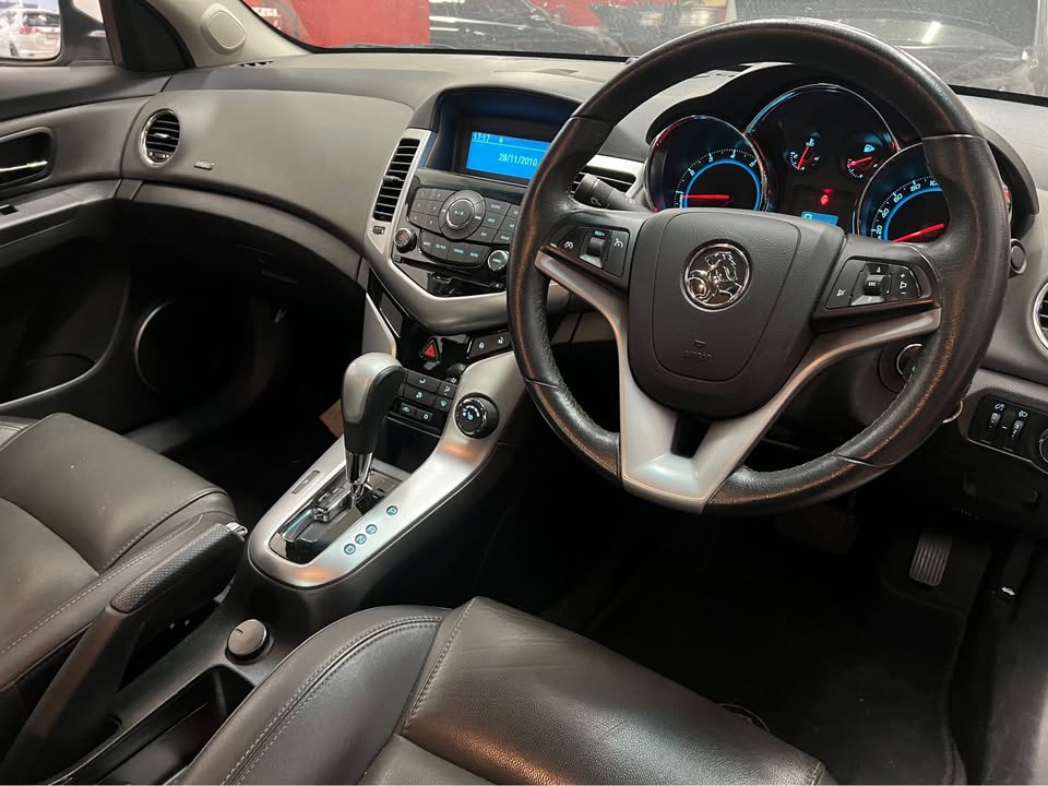 2011 HOLDEN CRUZE photo 6