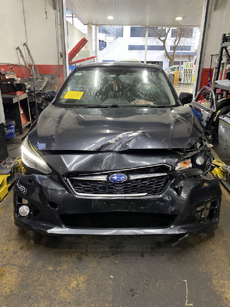 2017 Subaru Impreza photo 2