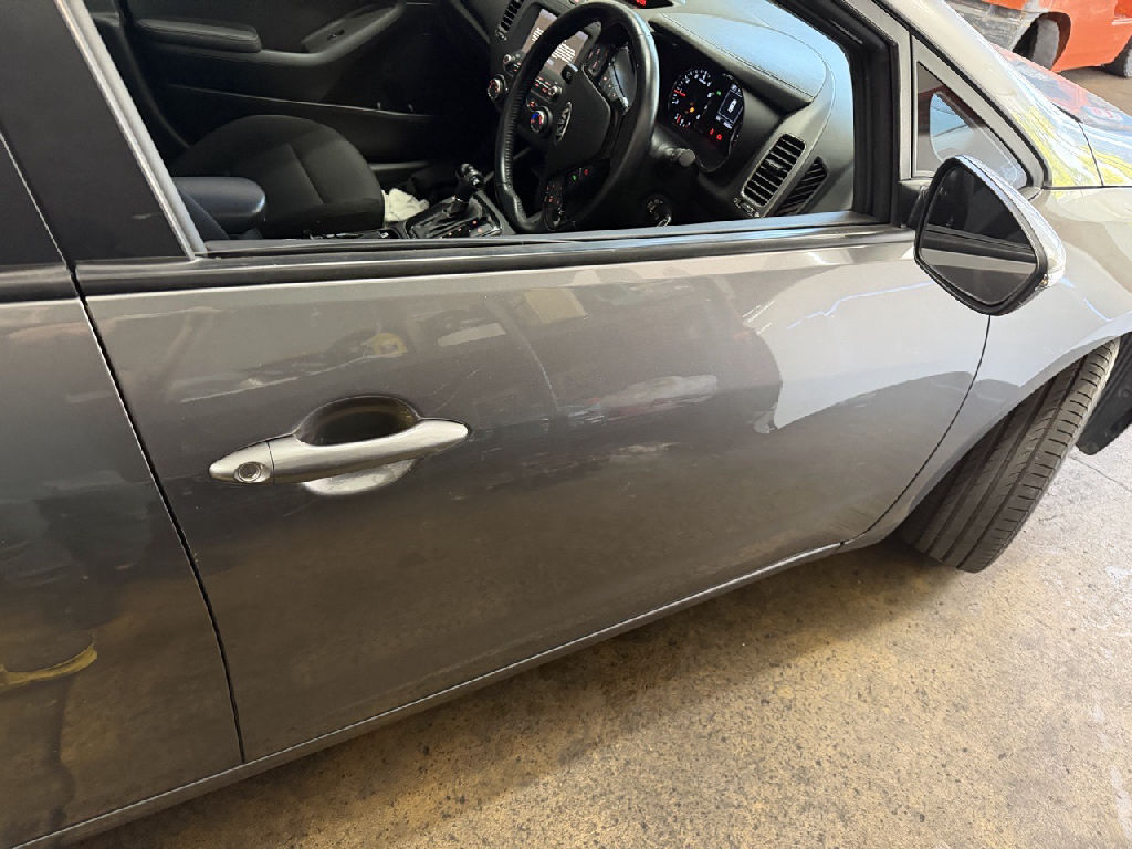 YD 2016 Kia Cerato photo 5