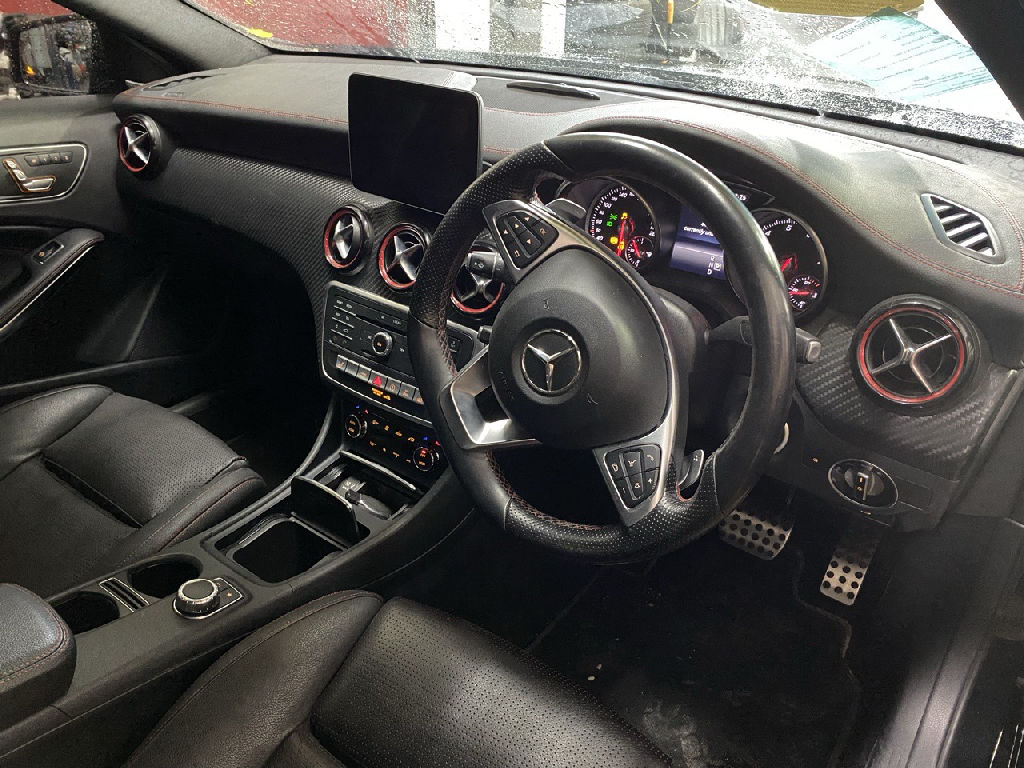 SPORT 2016 Mercedes-Benz A250 photo 7