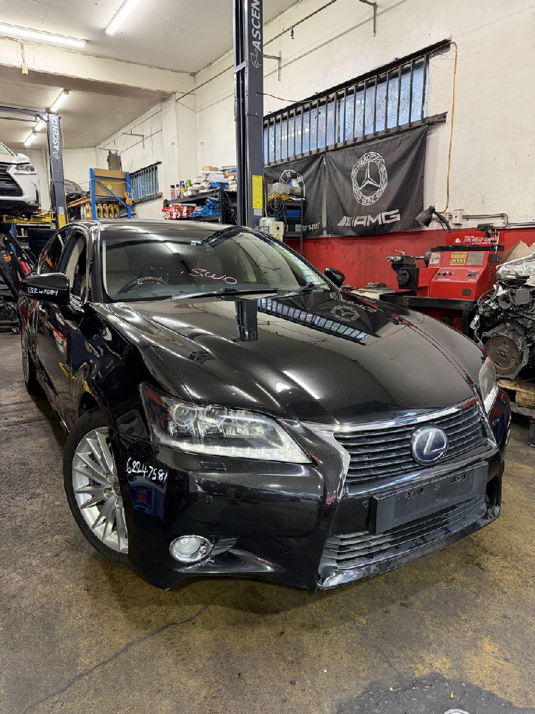 10 SERIES 2013 Lexus GS450H