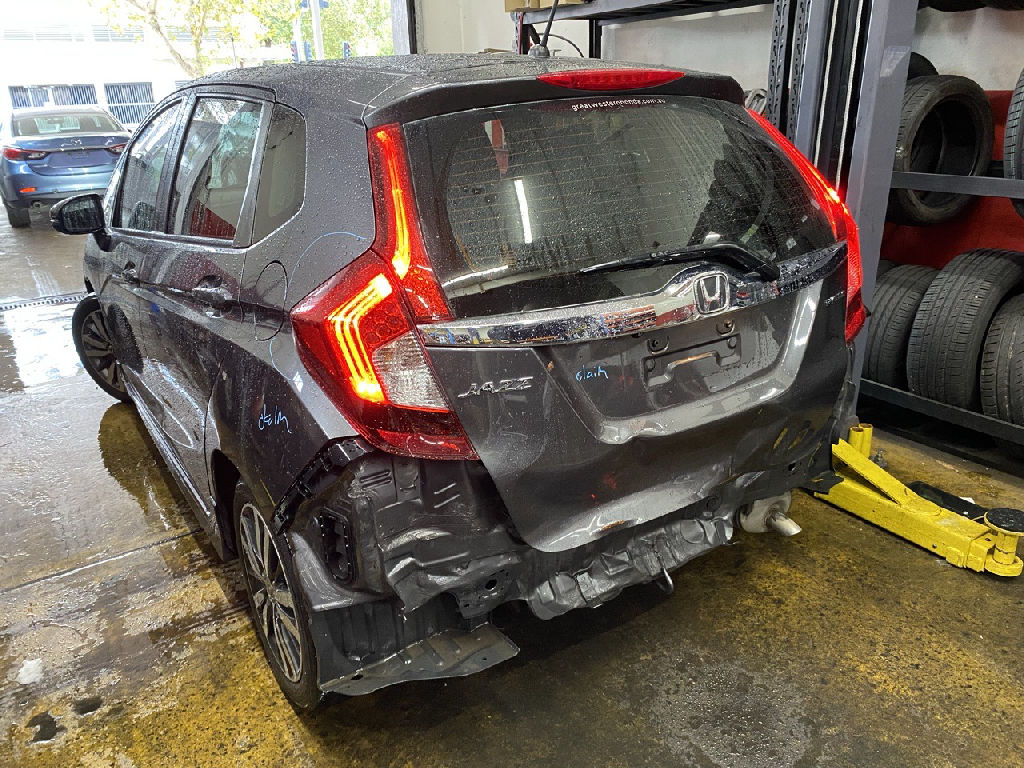 2016 Honda Jazz photo 4
