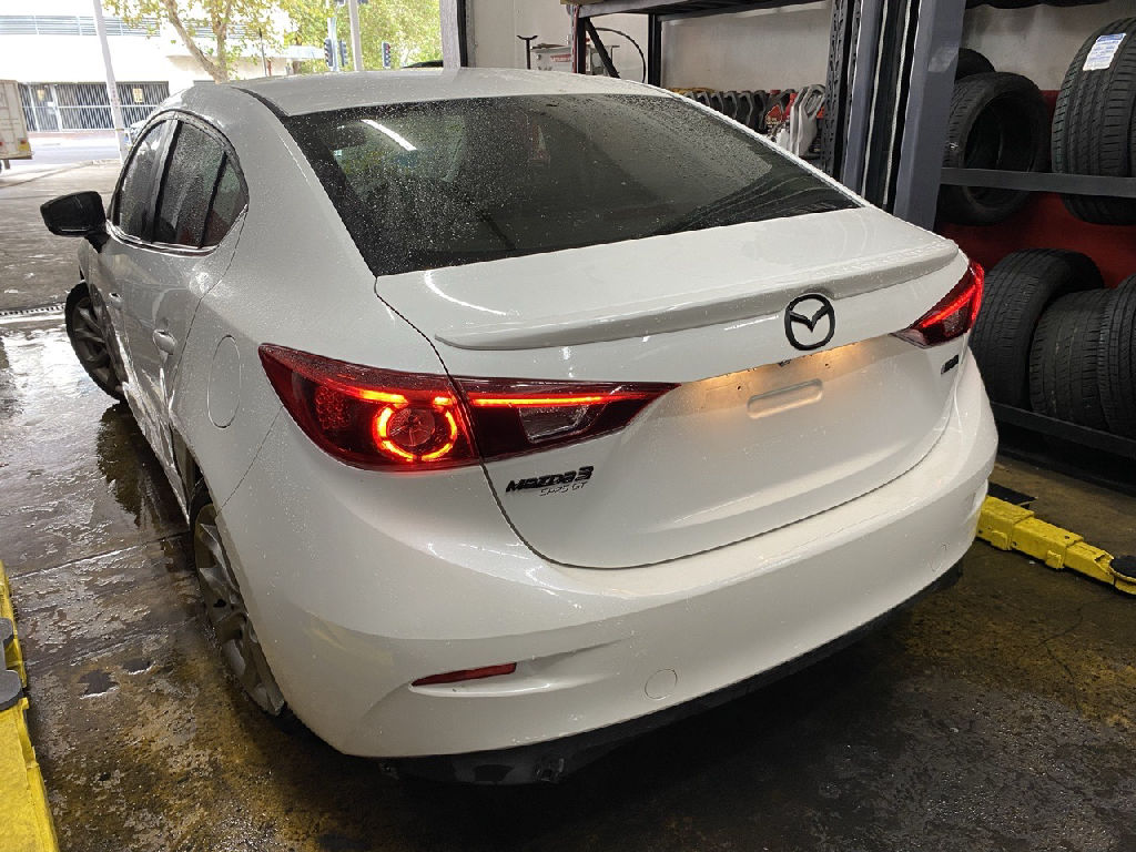 SP25 BM 2015 Mazda 3 photo 5