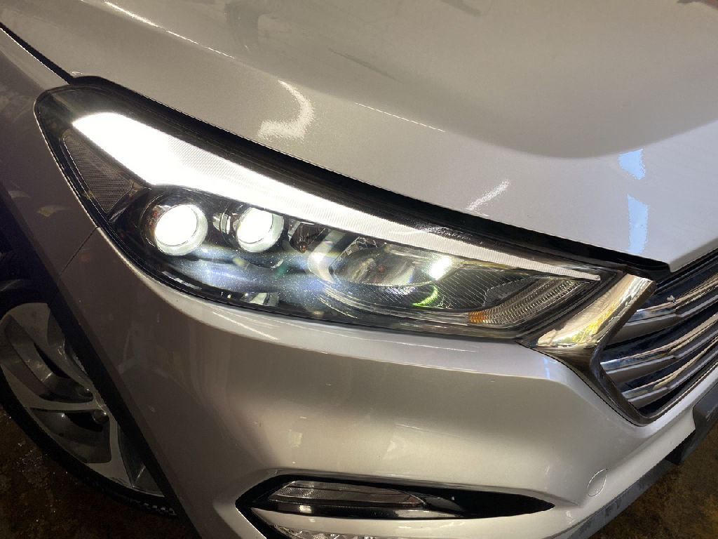 TMAJ 2017 Hyundai Tucson photo 3