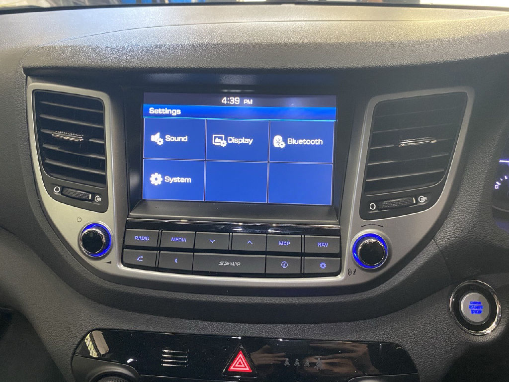 TMAJ 2017 Hyundai Tucson photo 8