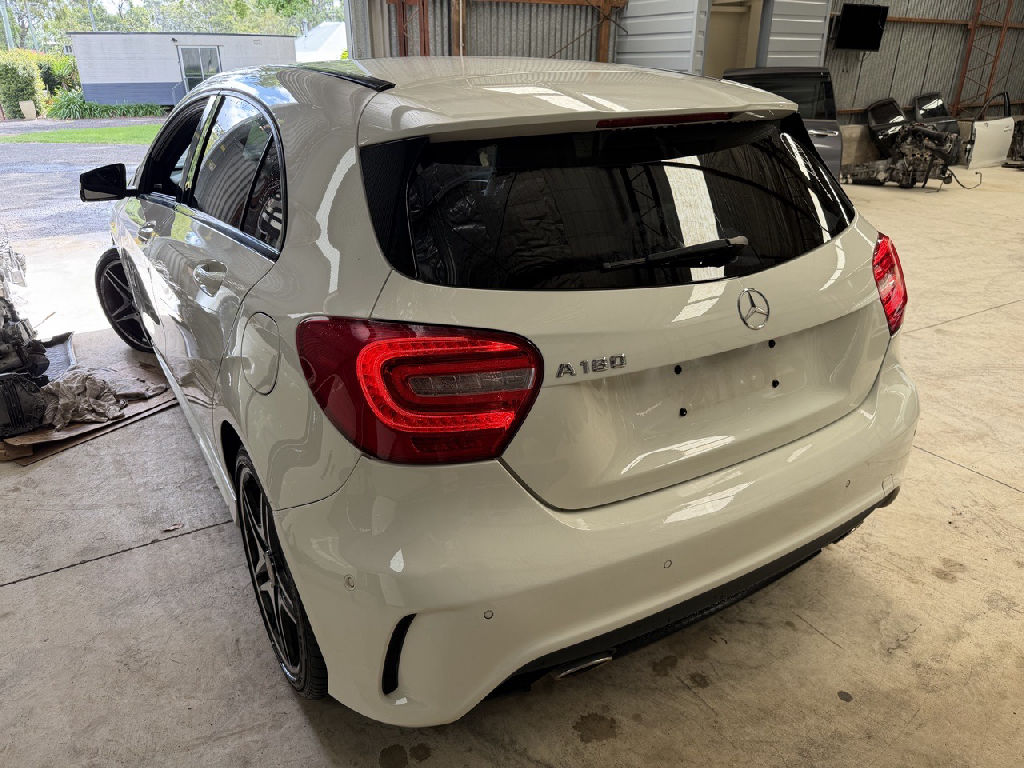 2014 Mercedes-Benz A180 photo 4