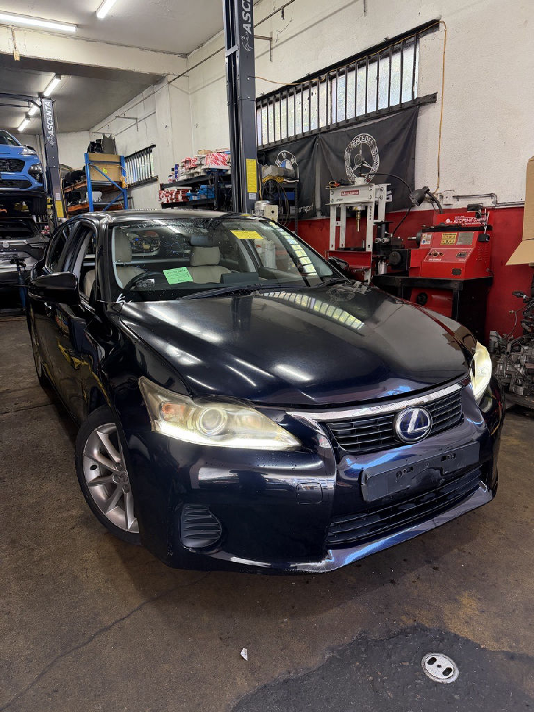2012 Lexus CT200H