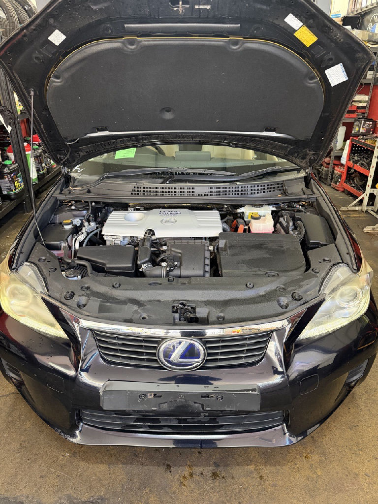 2012 Lexus CT200H photo 9