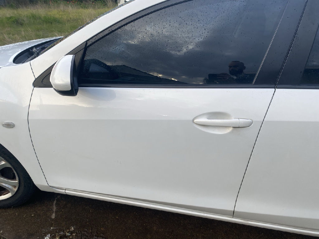 BL 2013 Mazda 3 photo 7