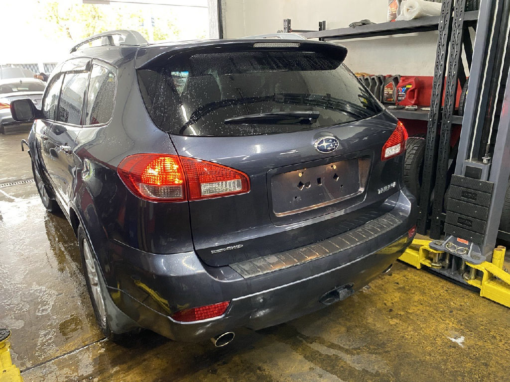 2010 Subaru Tribeca photo 6