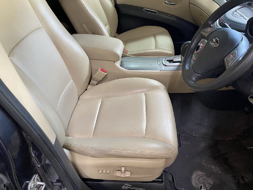 2010 Subaru Tribeca photo 9