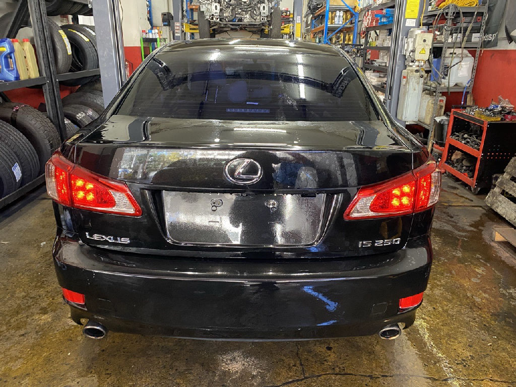 PRESTIGE 2011 Lexus IS250 photo 2