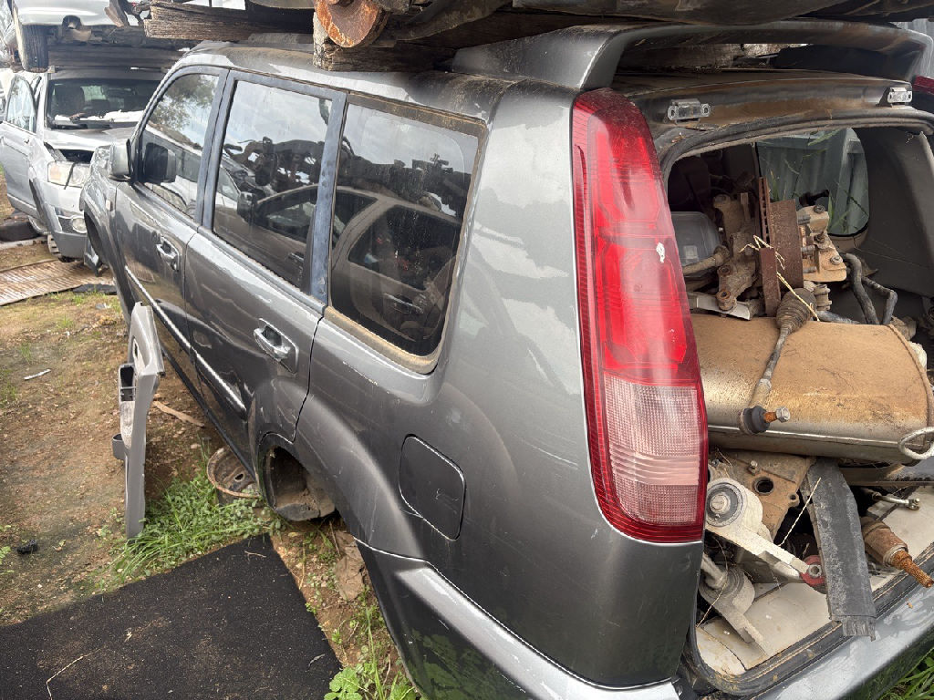 T30 2007 Nissan Xtrail photo 3