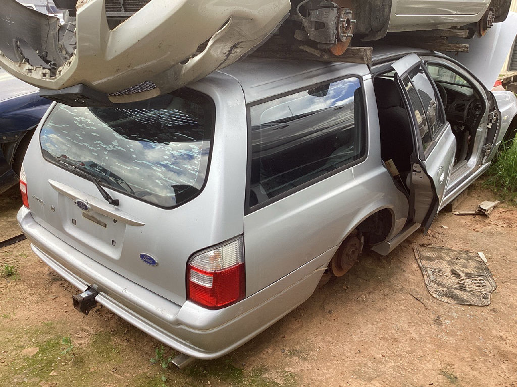 BA 2003 Ford Falcon photo 4