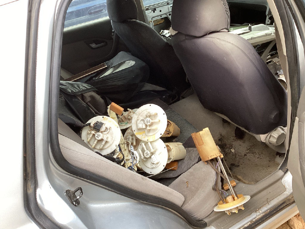 BA 2003 Ford Falcon photo 7