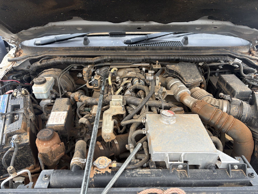 D40 NAVARA V6 DIESEL SPAIN 2012 Nissan Navara photo 3